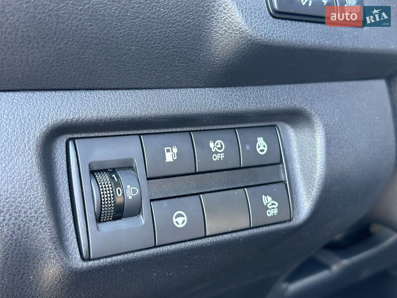 Хэтчбек Nissan Leaf 2018 в Львове