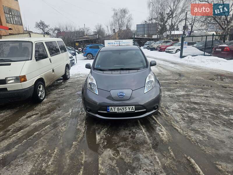 Хэтчбек Nissan Leaf 2016 в Ивано-Франковске фото 7 Хэтчбек Nissan Leaf 2016 в Ивано-Франковске