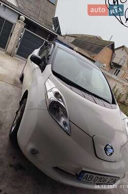 Хетчбек Nissan Leaf 2017 в Гайсину