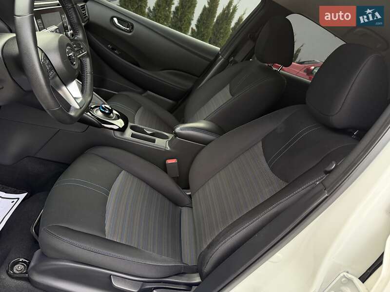 Хэтчбек Nissan Leaf 2020 в Дрогобыче