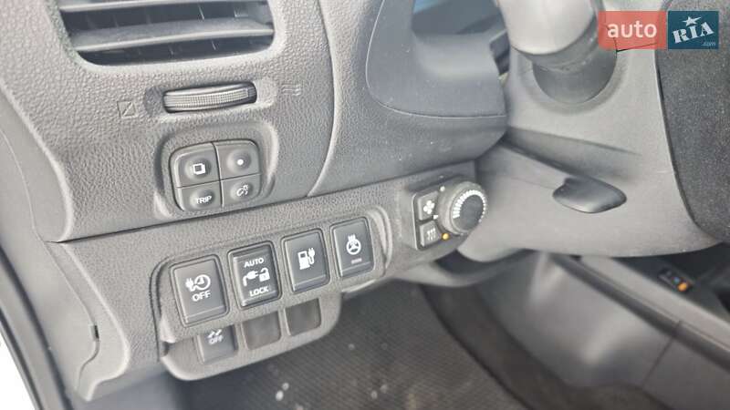 Хетчбек Nissan Leaf 2013 в Кам'янець-Подільському фото 8 Хетчбек Nissan Leaf 2013 в Кам'янець-Подільському