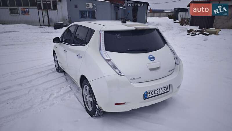 Хетчбек Nissan Leaf 2013 в Кам'янець-Подільському фото 4 Хетчбек Nissan Leaf 2013 в Кам'янець-Подільському