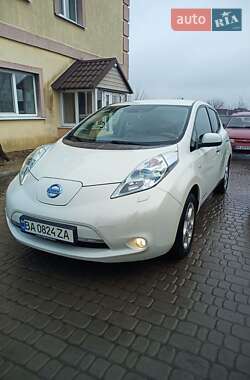 Хэтчбек Nissan Leaf 2011 в Кропивницком