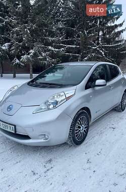 Хэтчбек Nissan Leaf 2013 в Мироновке