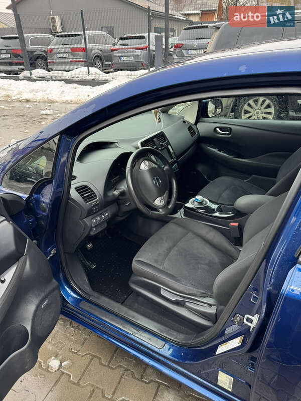 Хэтчбек Nissan Leaf 2016 в Черновцах