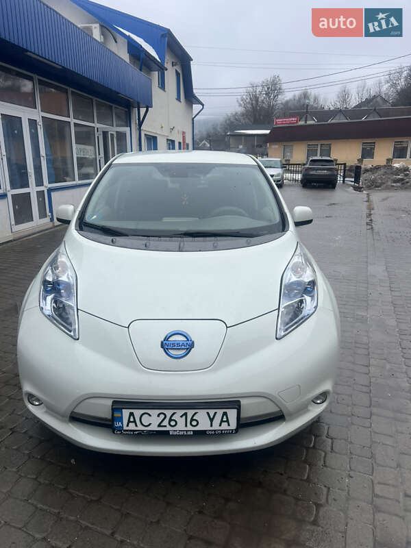 Хэтчбек Nissan Leaf 2012 в Кременце фото 7 Хэтчбек Nissan Leaf 2012 в Кременце