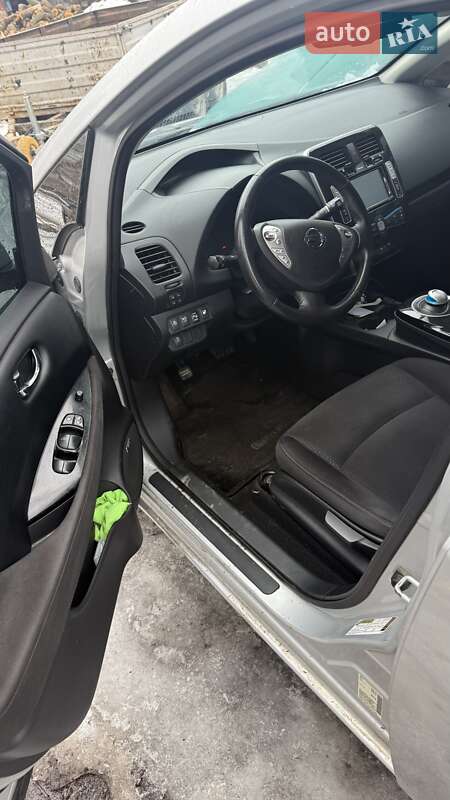 Хэтчбек Nissan Leaf 2018 в Полтаве