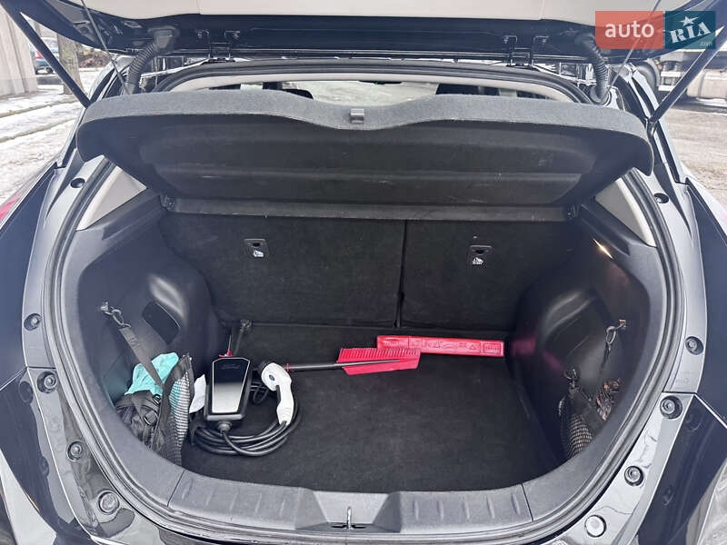 Хэтчбек Nissan Leaf 2022 в Днепре фото 17 Хэтчбек Nissan Leaf 2022 в Днепре