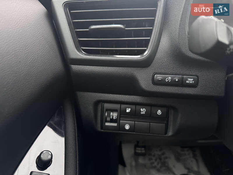 Хэтчбек Nissan Leaf 2022 в Днепре фото 25 Хэтчбек Nissan Leaf 2022 в Днепре