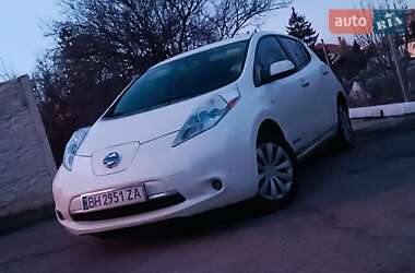 Хэтчбек Nissan Leaf 2014 в Одессе