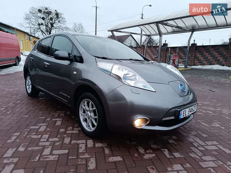 Хэтчбек Nissan Leaf 2014 в Ровно