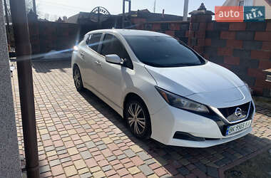 Хэтчбек Nissan Leaf 2022 в Ровно