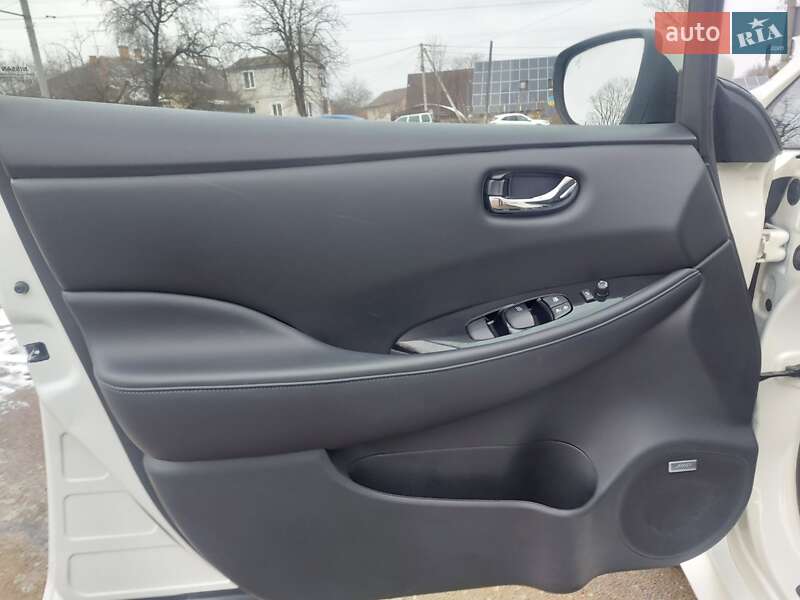 Хэтчбек Nissan Leaf 2018 в Житомире