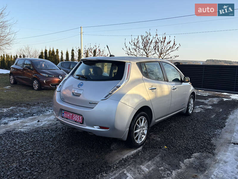 Хетчбек Nissan Leaf 2013 в Луцьку фото 6 Хетчбек Nissan Leaf 2013 в Луцьку