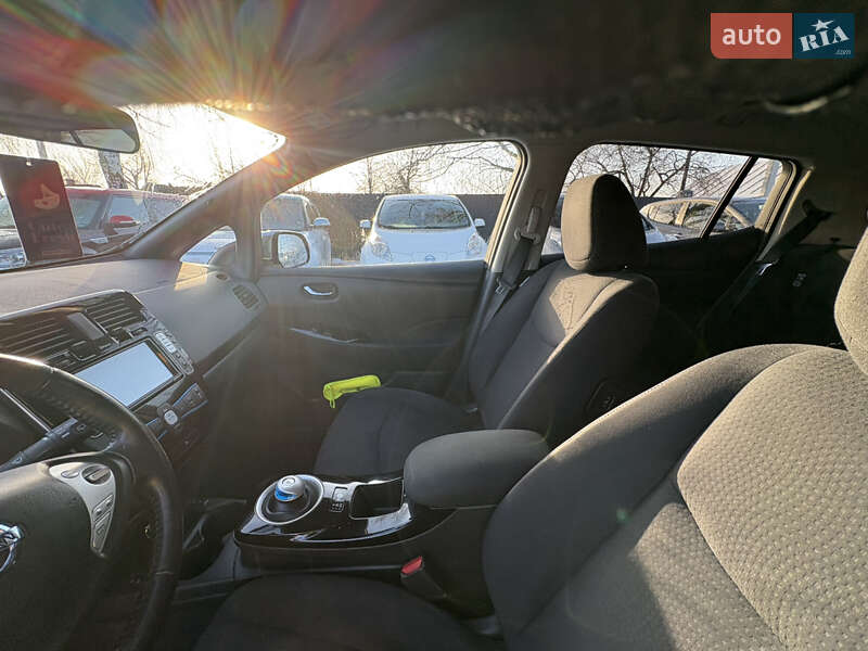 Хетчбек Nissan Leaf 2013 в Луцьку фото 18 Хетчбек Nissan Leaf 2013 в Луцьку