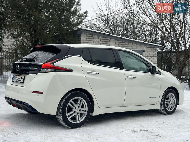 Хетчбек Nissan Leaf 2018 в Харкові