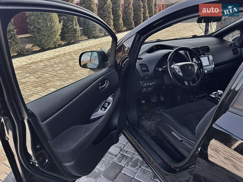 Хэтчбек Nissan Leaf 2014 в Стрые