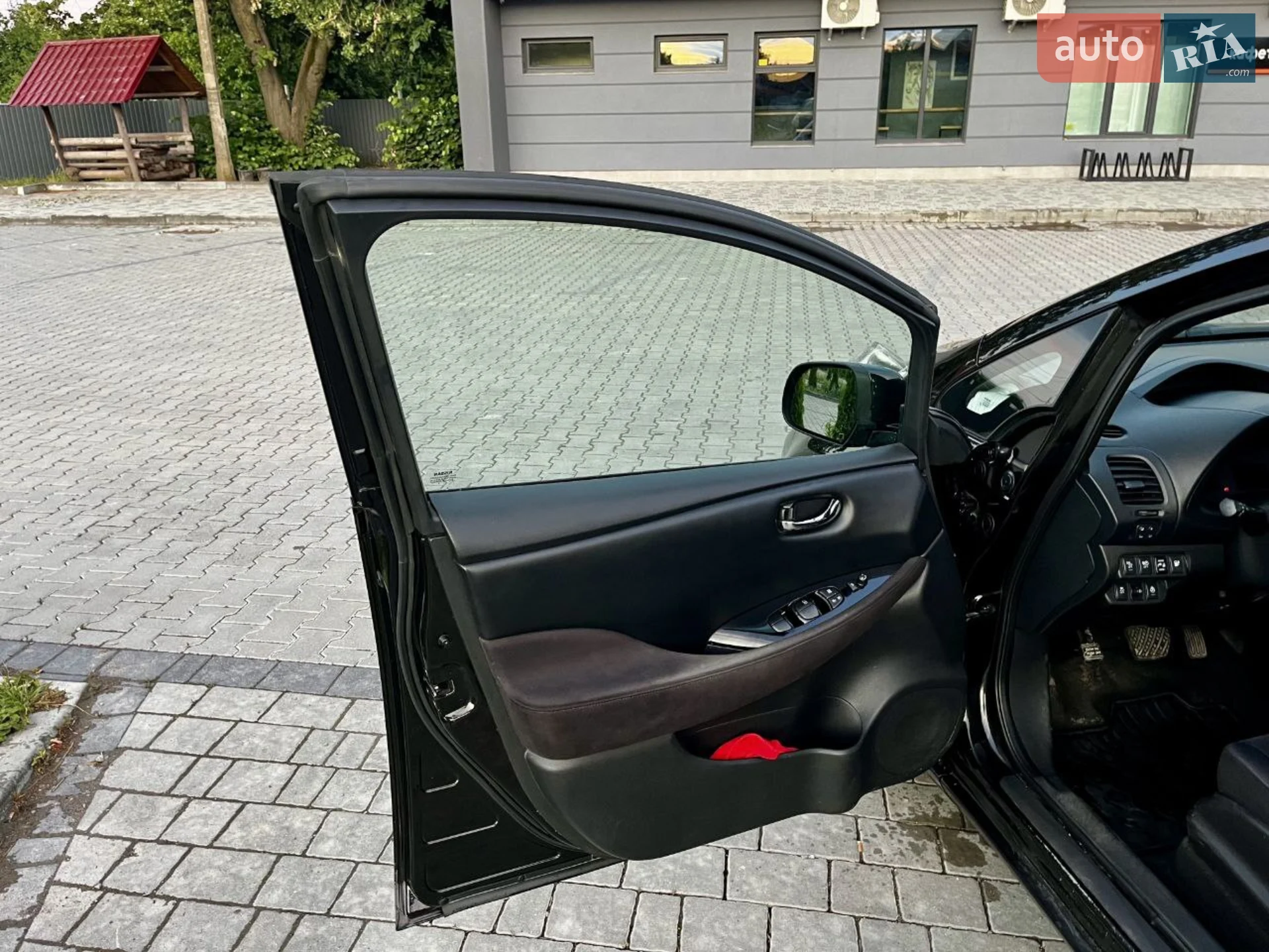 2015 Nissan Leaf - мініатюра 28