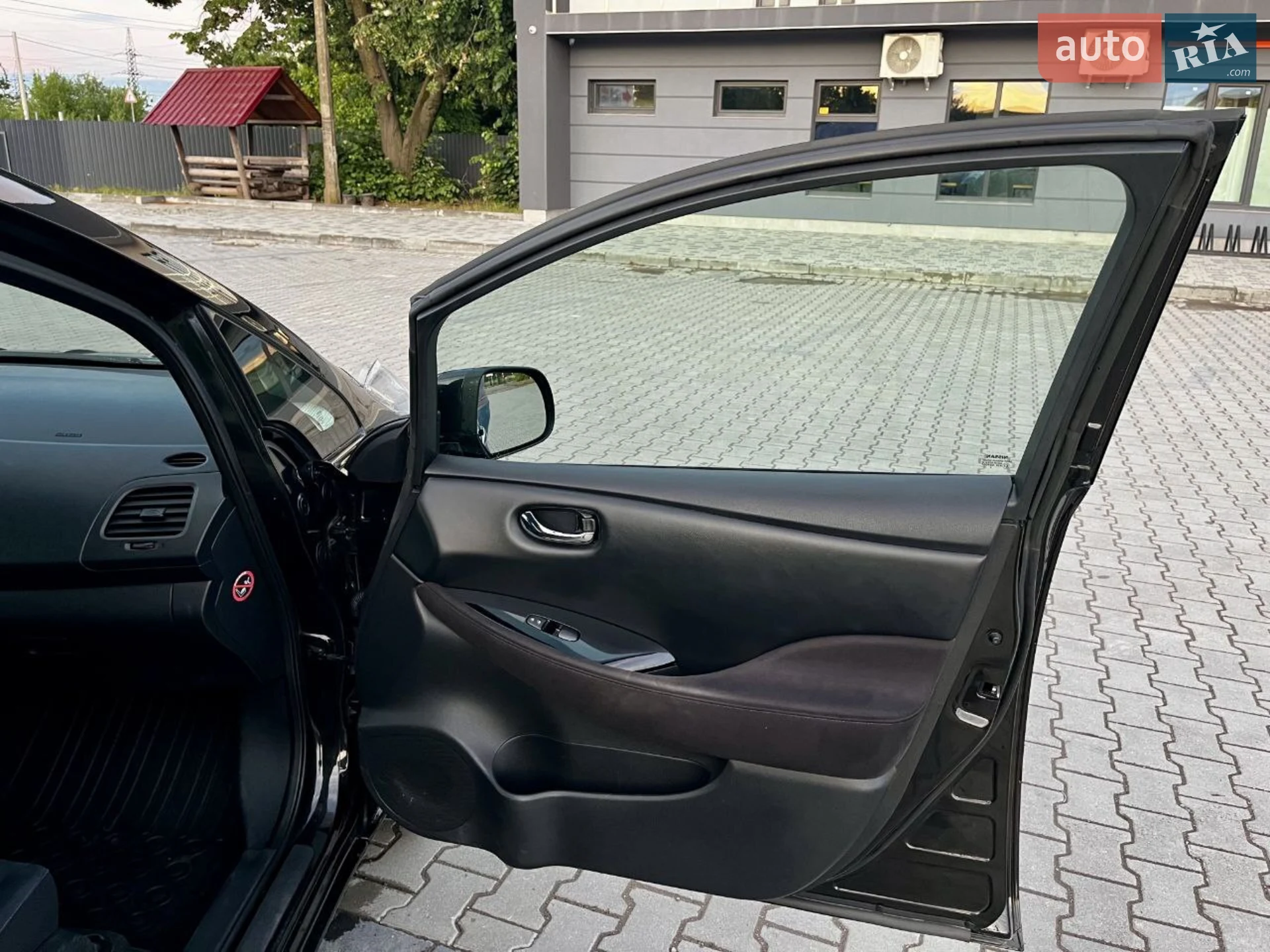 2015 Nissan Leaf - мініатюра 27