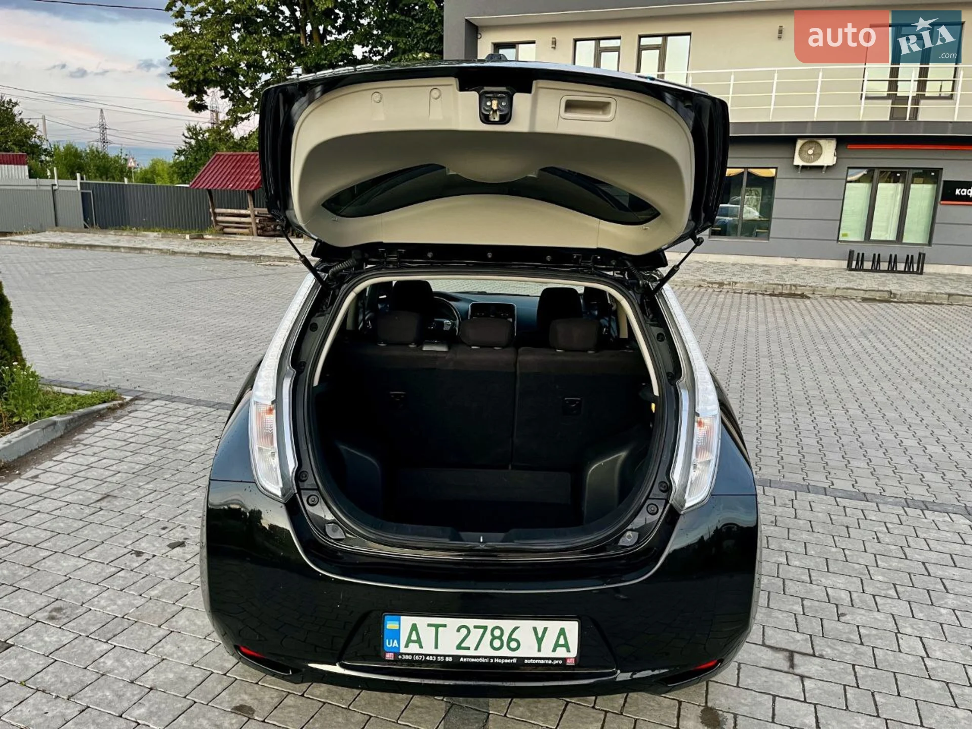 2015 Nissan Leaf - мініатюра 12