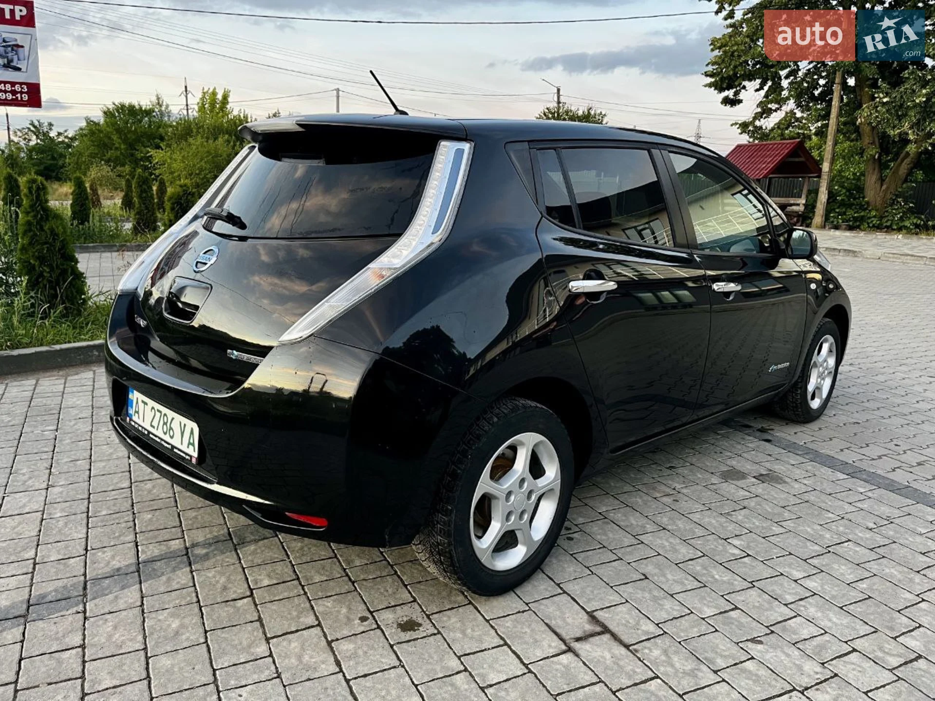 2015 Nissan Leaf - мініатюра 11