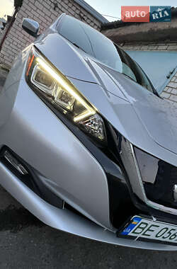 Хетчбек Nissan Leaf 2018 в Миколаєві