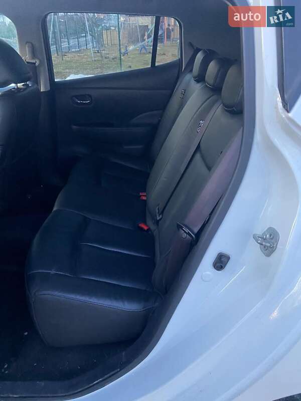 Хэтчбек Nissan Leaf 2016 в Львове фото 16 Хэтчбек Nissan Leaf 2016 в Львове