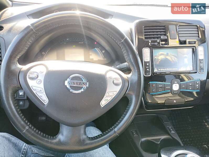 Хетчбек Nissan Leaf 2014 в Києві