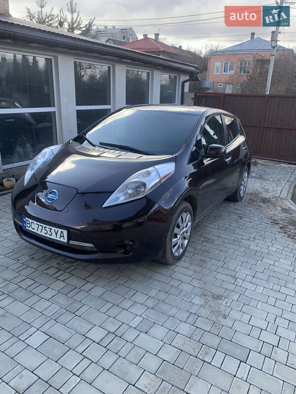 Хетчбек Nissan Leaf 2014 в Львові