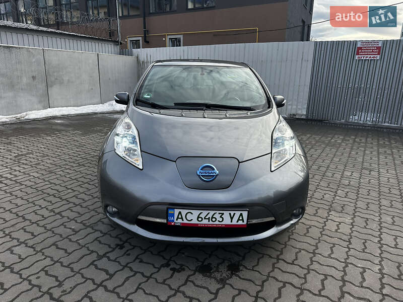 Хэтчбек Nissan Leaf 2013 в Луцке