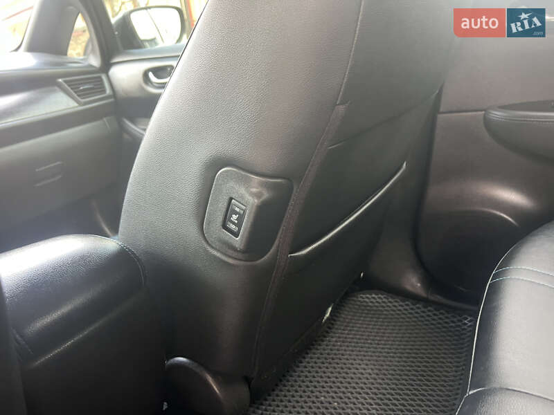 Хетчбек Nissan Leaf 2018 в Чернівцях