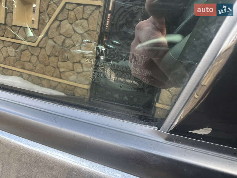 Хетчбек Nissan Leaf 2018 в Чернівцях