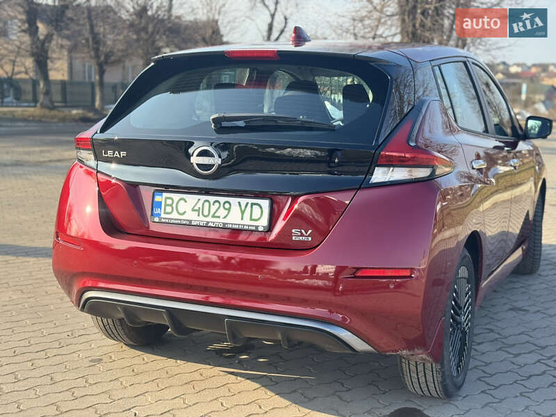 Хетчбек Nissan Leaf 2024 в Шептицькому