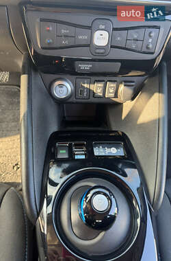 Хетчбек Nissan Leaf 2024 в Шептицькому