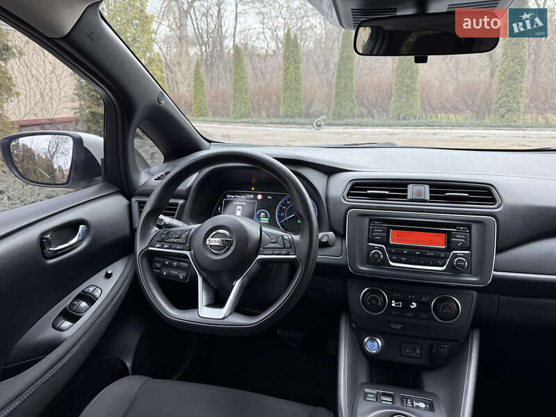 Хэтчбек Nissan Leaf 2021 в Каменском