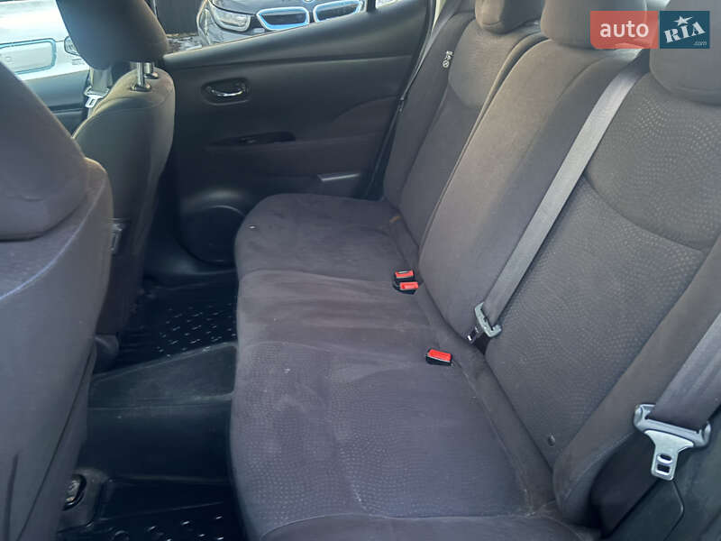 Хетчбек Nissan Leaf 2016 в Луцьку