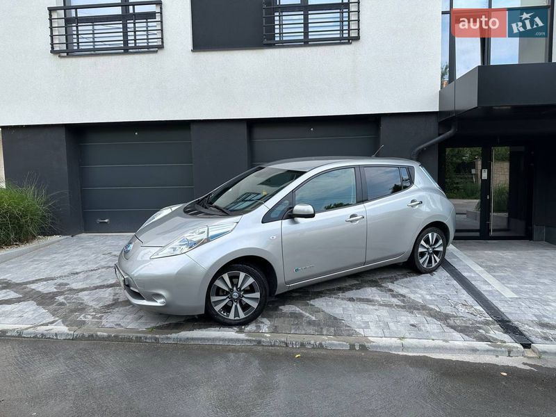 Хэтчбек Nissan Leaf 2015 в Тернополе фото 10 Хэтчбек Nissan Leaf 2015 в Тернополе