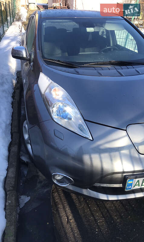 Хетчбек Nissan Leaf 2014 в Вінниці
