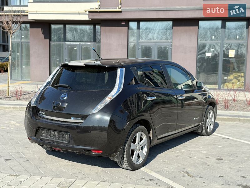Хэтчбек Nissan Leaf 2014 в Городке фото 4 Хэтчбек Nissan Leaf 2014 в Городке
