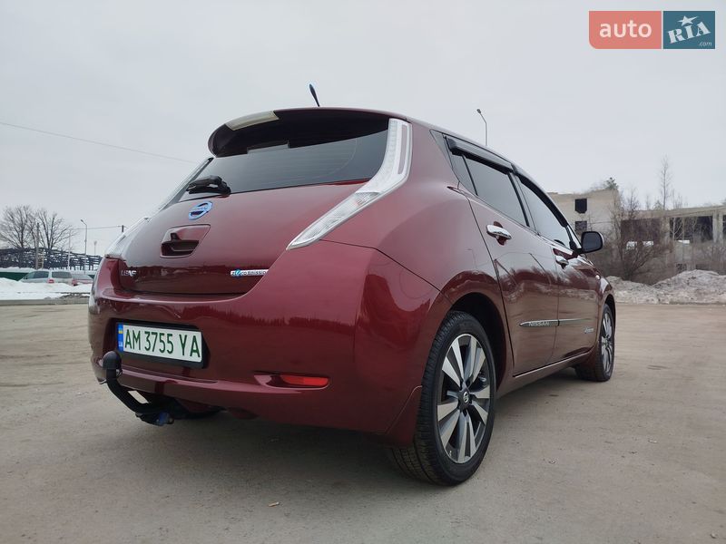 Хетчбек Nissan Leaf 2016 в Житомирі