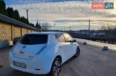Хэтчбек Nissan Leaf 2016 в Виннице