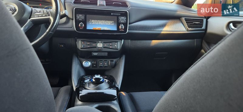 Хэтчбек Nissan Leaf 2018 в Ровно