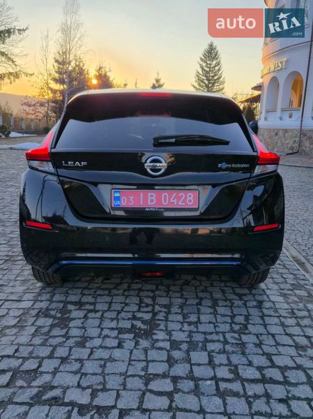 Хетчбек Nissan Leaf 2018 в Золочеві