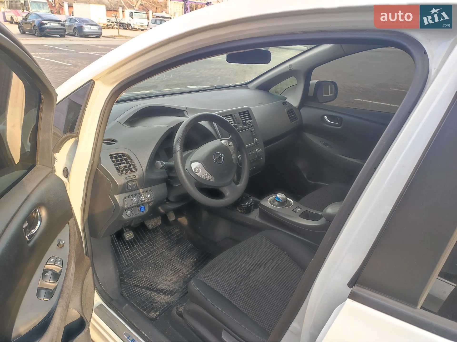 2015 Nissan Leaf - мініатюра 2