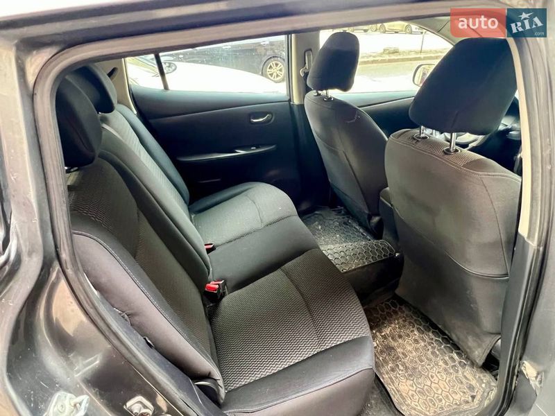 Хетчбек Nissan Leaf 2014 в Києві