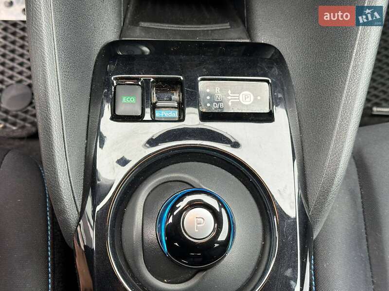 Хетчбек Nissan Leaf 2018 в Львові