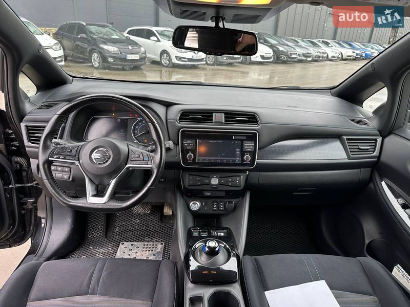 Хетчбек Nissan Leaf 2018 в Львові