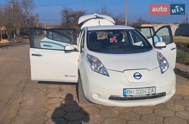 Хетчбек Nissan Leaf 2014 в Одесі