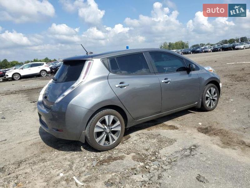 Хэтчбек Nissan Leaf 2014 в Львове