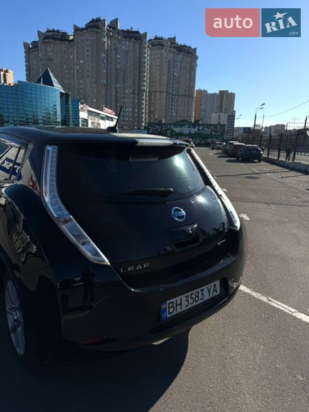 Хэтчбек Nissan Leaf 2014 в Одессе